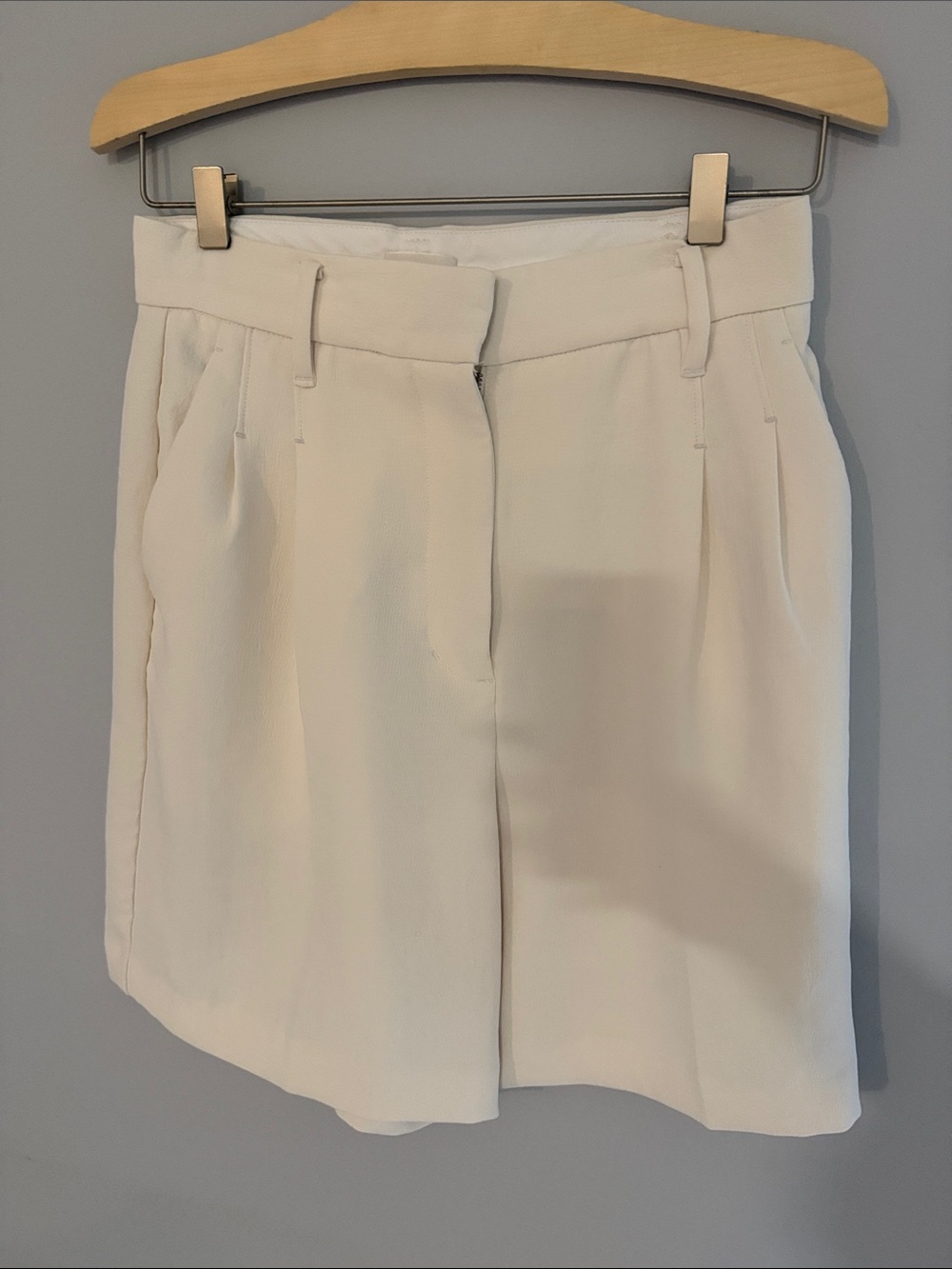 Aritzia effortless shorts- 7inch length